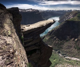 Swiss Alpine Traveler HD picture 06