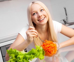 Woman in the kitchen HD picture 05