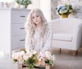 Beautiful European girl with flowers HD picture 02