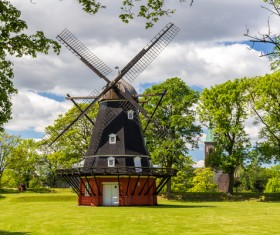 Dutch windmill HD picture
