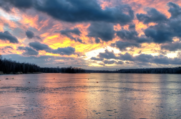 Frozen lake and sunset HD picture 03