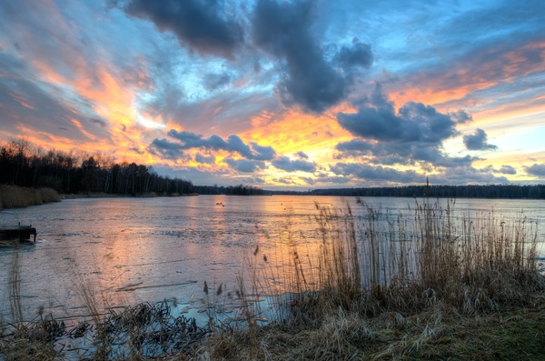 Frozen lake and sunset HD picture 04