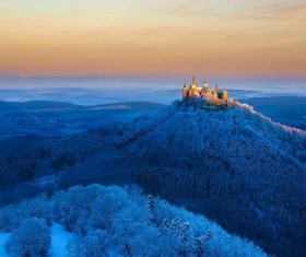 HD picture Castle on the hill