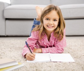 Homework little girl HD picture