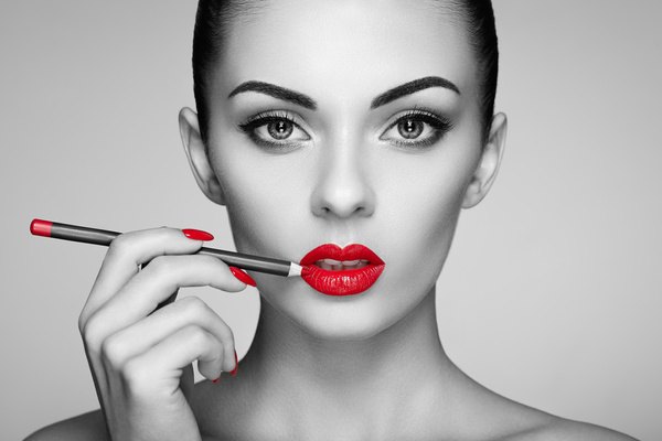 Painted red lipstick girl HD picture 02