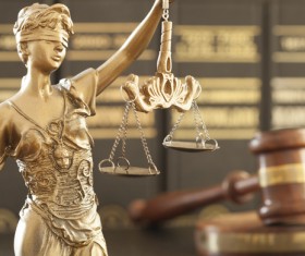 Statue of the goddess of justice and gavel Stock Photo 02