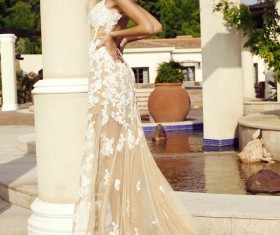 Girl in beautiful dress HD picture