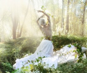 Jungle white girls HD picture