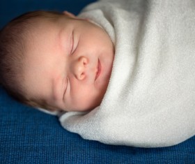 Newborn baby peacefully sleeping HD picture 07