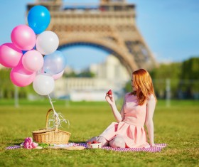 Picnic young girl HD picture
