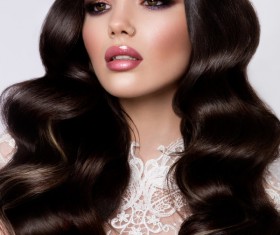 Pretty woman with headdress HD picture