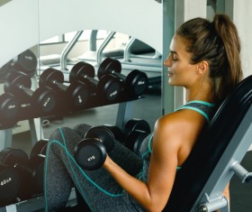 woman exercising in the gym HD picture 02
