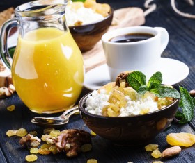 Fruit drinks and coffee HD picture