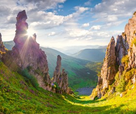 The sun shines around the beautiful mountains and rivers 02