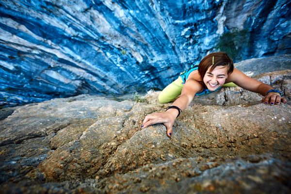 Climbing woman HD picture
