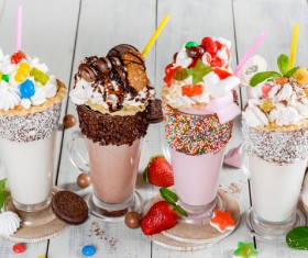 Delicious looking milkshake HD picture