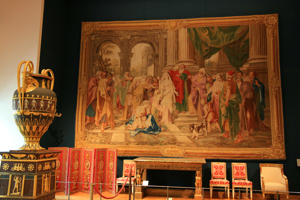 French Louvre mural HD picture
