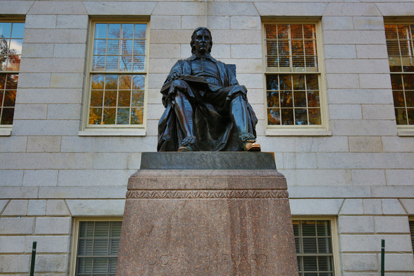 Harvard University Campus Harvard Statue Stock Photo