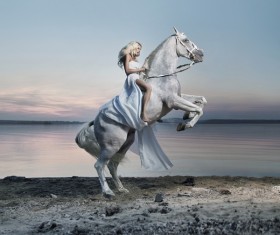 Riding a white horse woman HD picture