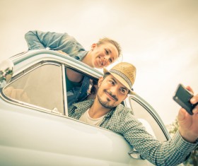 Self-timer couple HD picture