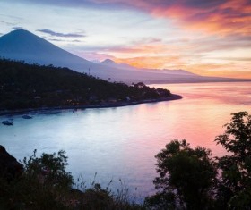 Sunny beautiful natural scenery of the coastline HD picture