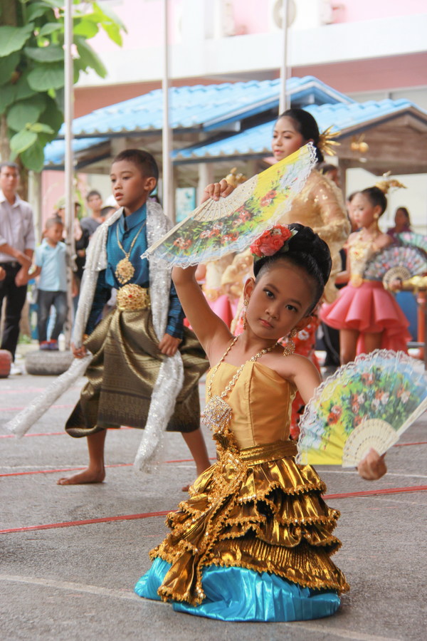 Thai little girl dancing Stock Photo