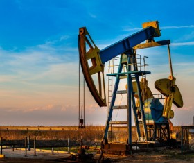 Collecting oil Stock Photo 01