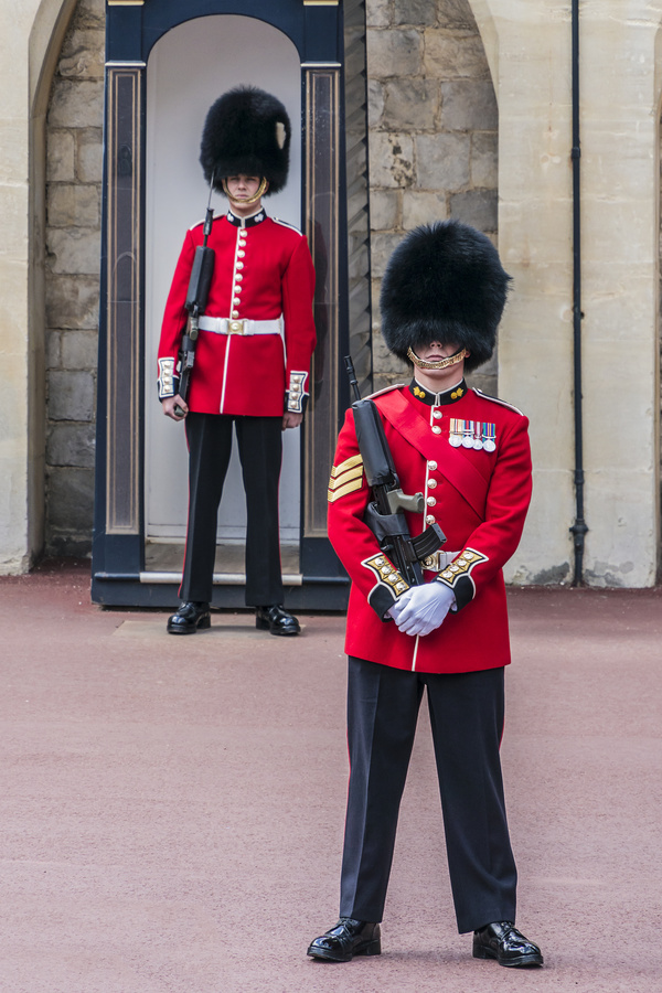 Buckingham Palace guard Stock Photo 01