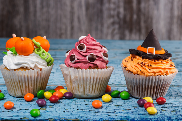 variety of styles Halloween cakes Stock Photo 19
