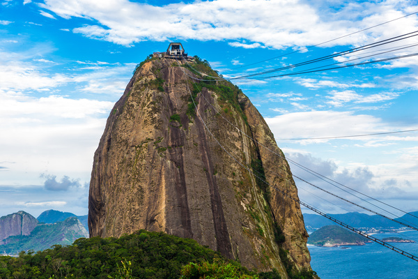 Rio De Janeiro sugar bread mountain cable car Stock Photo 01