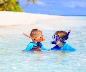 Teach children to dive the mother Stock Photo