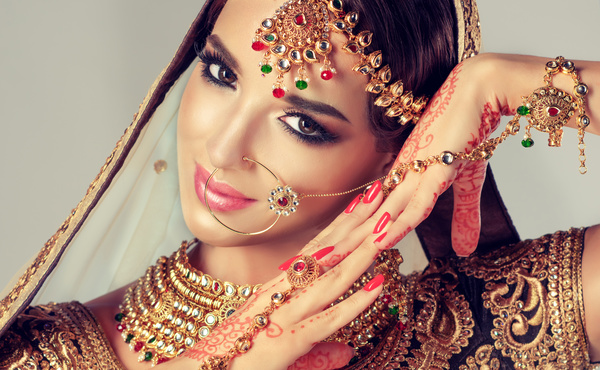 Wearing traditional dress beautiful Indian woman Stock Photo 19