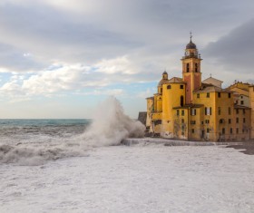 Beat waves on the shore Stock Photo 02