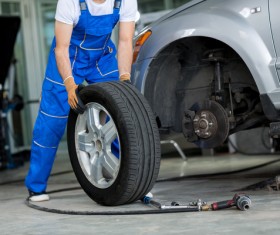 Change tires Stock Photo 02