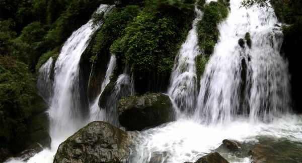 China Sichuan Huanglong Waterfall Landscape Stock Photo