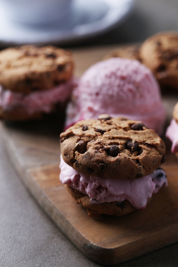 Ice cream biscuit dessert Stock Photo 02