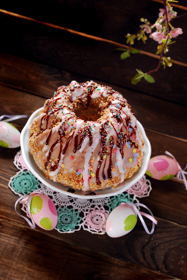 Easter cake and Easter egg Stock Photo 02