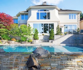 Luxury home with pool Stock Photo 02