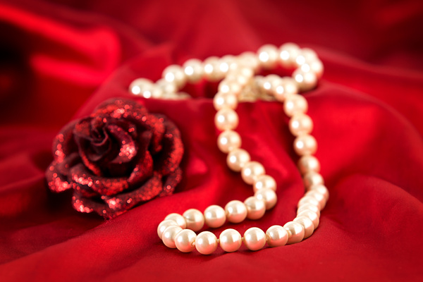 Pearl necklace Stock Photo 01