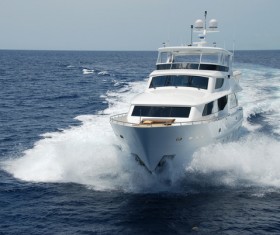 Fast-moving yacht Stock Photo 07