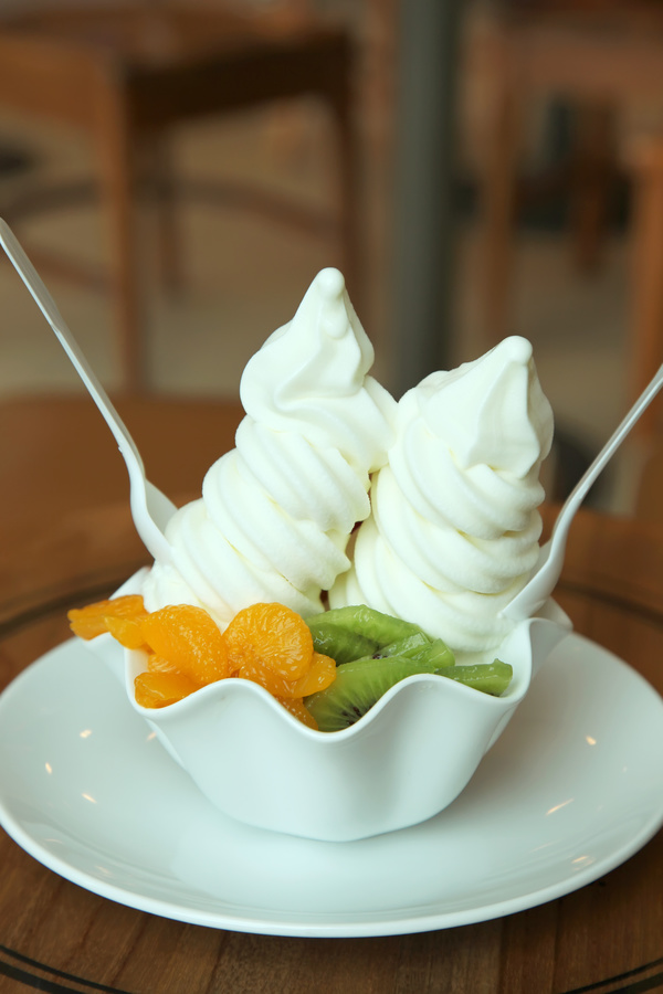 Fruit with ice cream Stock Photo 01