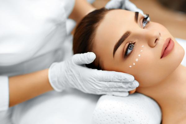 Woman doing skin care Stock Photo 02 free download