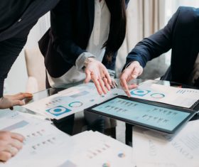 View market cycle data using your tablet Stock Photo 01