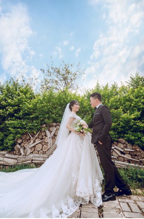 Outdoor wedding photos Stock Photo