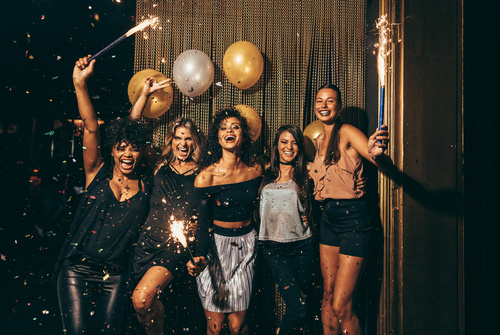girls partying photography
