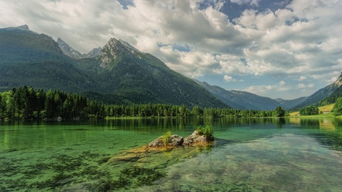 Bergsee natural scenery Stock Photo