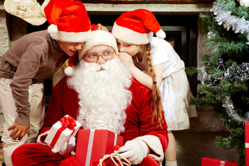 Santa Claus listens to childrens wishes 02