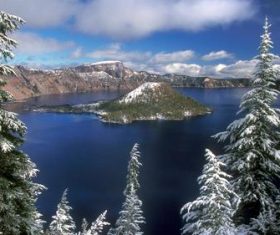 Volcanic Lake Natural Scenery Oregon USA Stock Photo 08