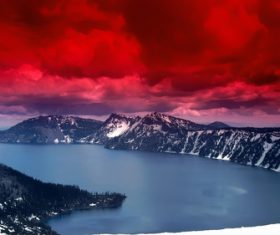 Volcanic Lake Natural Scenery Oregon USA Stock Photo 09