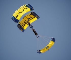 Challenging paragliding Stock Photo 02